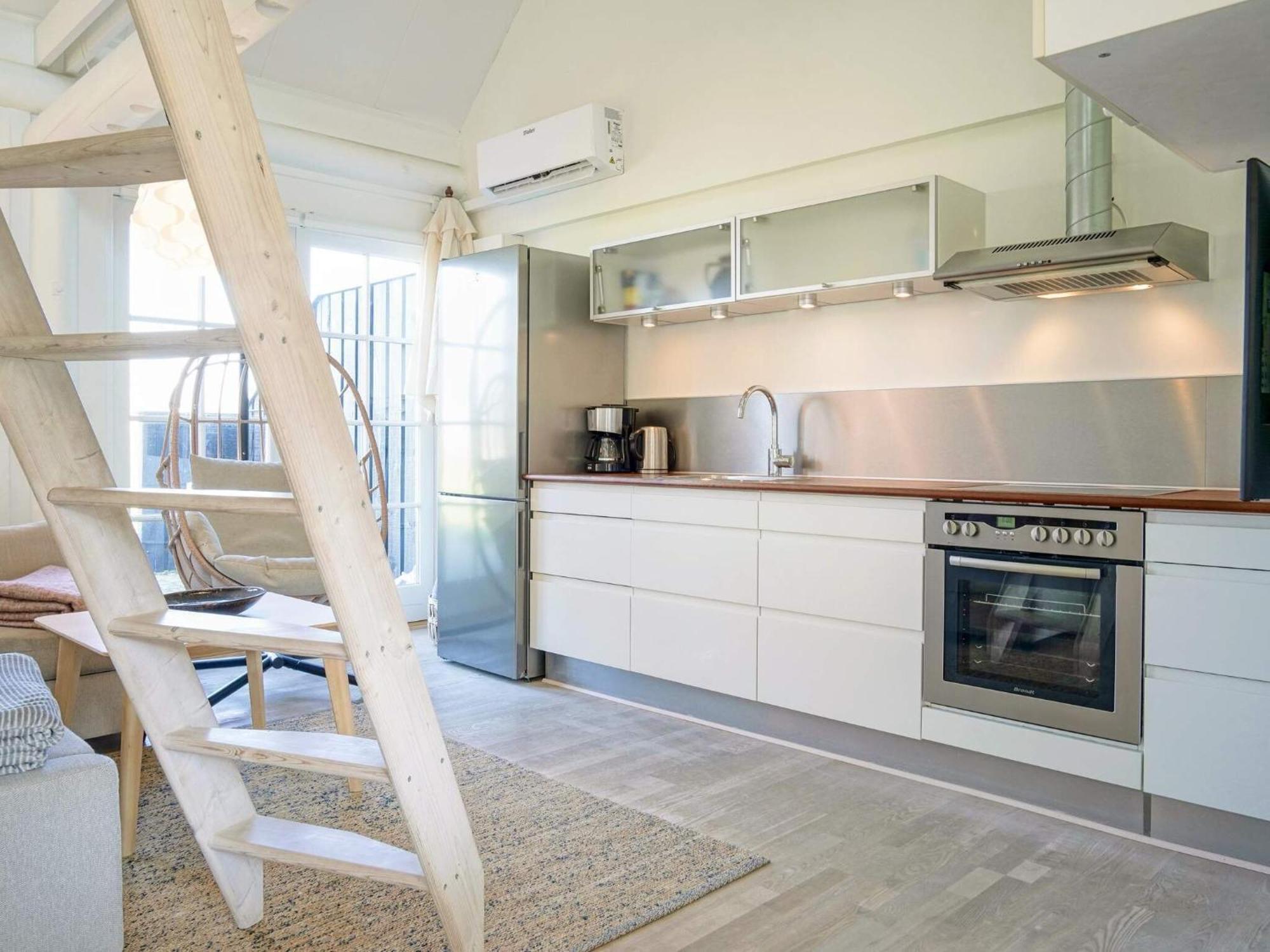 5 Person Holiday Home In AÅkirkeby エクステリア 写真