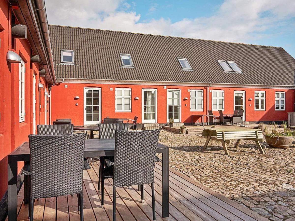 5 Person Holiday Home In AÅkirkeby エクステリア 写真